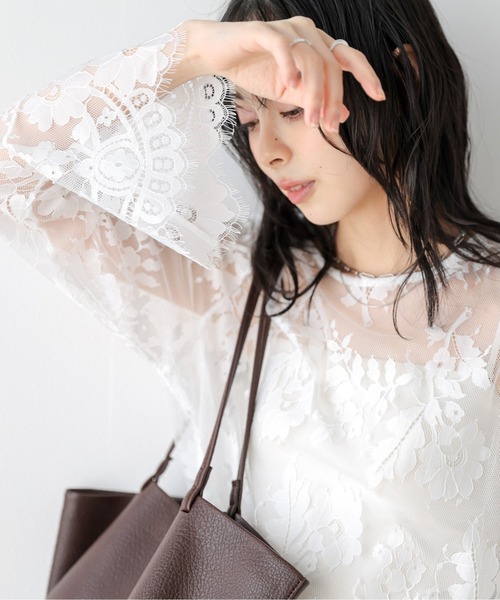 グレース✨フラワーレースTOP❤️ La-gemme（ラジェム） フラワーレース シアートップス レディース