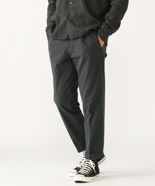 PT01×BEAMSF TRAVELLER スラックス チャコールグレー 48 BEAMS+（ビームスプラス） スラックス 1 Pleat Travel Comfort Cloth