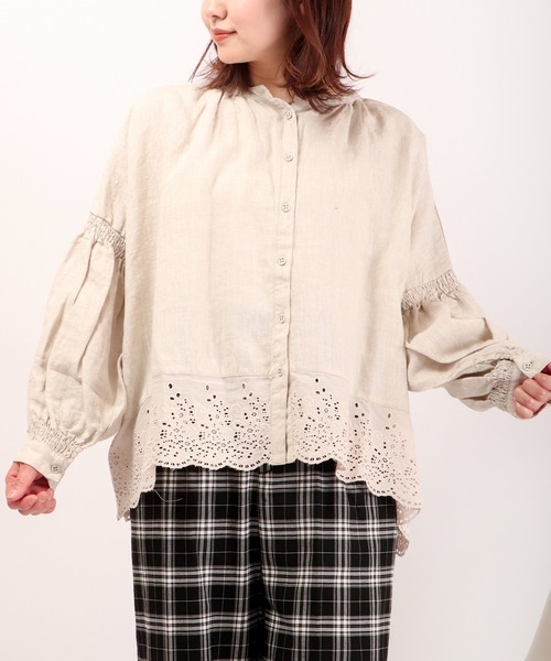 ブラウス シャツ ubasoku 裾切替刺繍レースシャーリングふんわり袖包み釦ブラウス レディース ubasoku ubasoku/ウバソク 裾 切替 刺繍 レース シャーリング