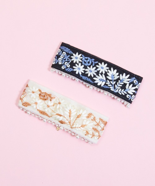 Zoule ヘアピン ゾーラ:embroidery cuff56 フラワー刺繍