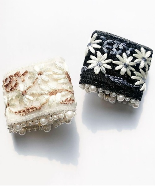 新品　ゾーラ　embroidery cuff 22　ヘアカフ　ヘアーカフス　刺繍 embroidery cuff 22 ヘアーカフス：zoule（ゾーラ） - gargle