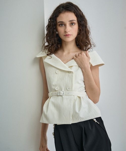 ERADIE オフショルワイドカラー TOP Ivory Off-shoulder wide collar TOP -Ivory- – ERADIE