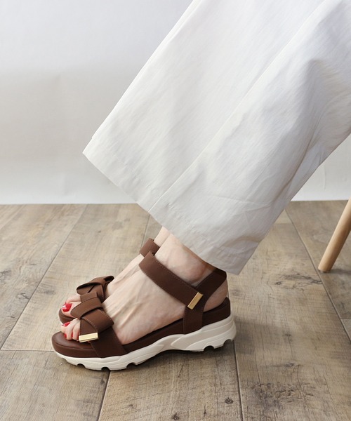 【hoss intropia】ベルベットリボンサンダル Shop Our New Ladies High Heels - Solid Color Ribbon Stilettos
