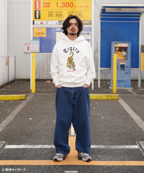 NOSTALVIA パーカー 阪神タイガース × ノスタルヴィア Raging Tigers