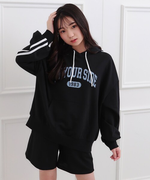 PINK-latte（ピンクラテ） セットアップ 袖ラインパーカ＋ショート