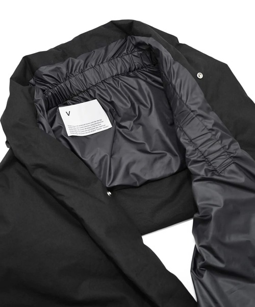 【19AW VOAAOV ビッグダウンストール ブラック】 VOAAOV] ダウンストール Black VOAAOVが定番で作っている、 上質な