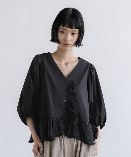 ブラウス シャツ カットワークフリルブラウス  638507 レディースの画像