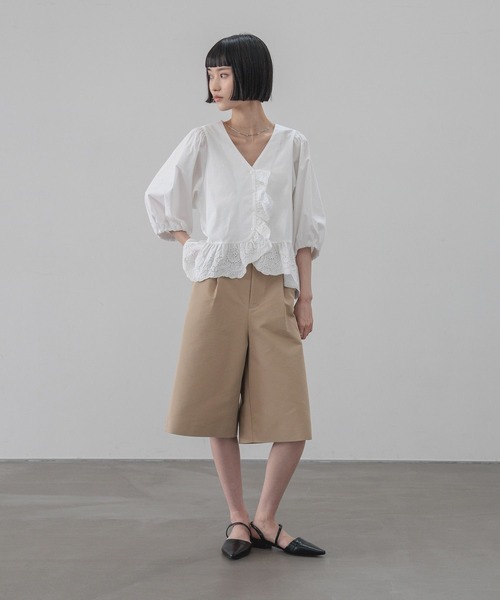 ブラウス シャツ カットワークフリルブラウス  638507 レディースの画像