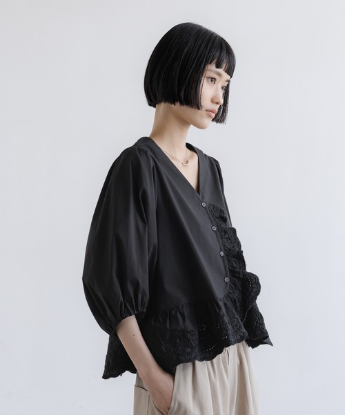 ブラウス シャツ カットワークフリルブラウス  638507 レディースの画像