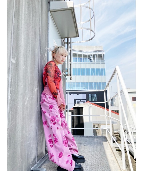 エトロ　正規品　ピンク系デニム花柄ジーンズ Desigual（デシグアル） ジーンズ デニム デニムパンツ ピンク