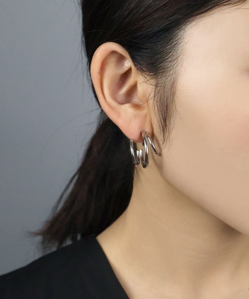 ★MISSOMA★ ENAMEL BYLINE リンク ドロップ フープ イヤリング ☆MISSOMA☆ ENAMEL BYLINE リンク ドロップ フープ イヤリング