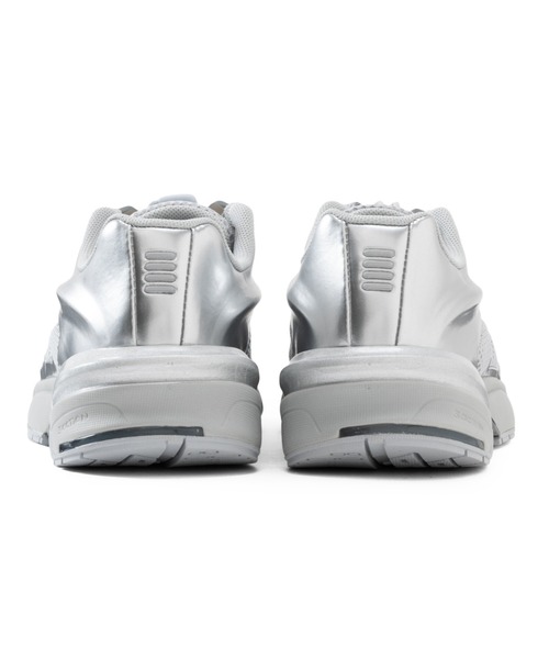 「FILA」 ローカットスニーカー 24.5cm シルバー レディース