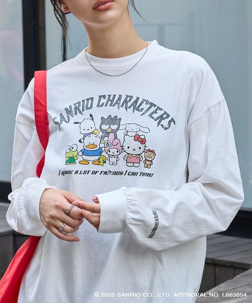 sanrio（サンリオ） tシャツ 「Sanrio characters/サンリオ