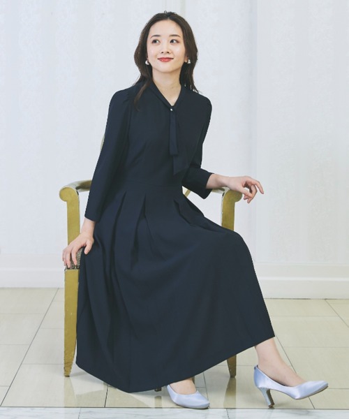 AOYAMA ワンピース 「WEB限定」ボウタイ付きボックスプリーツ