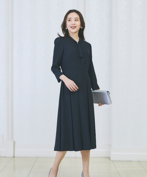 AOYAMA ワンピース 「WEB限定」ボウタイ付きボックスプリーツ