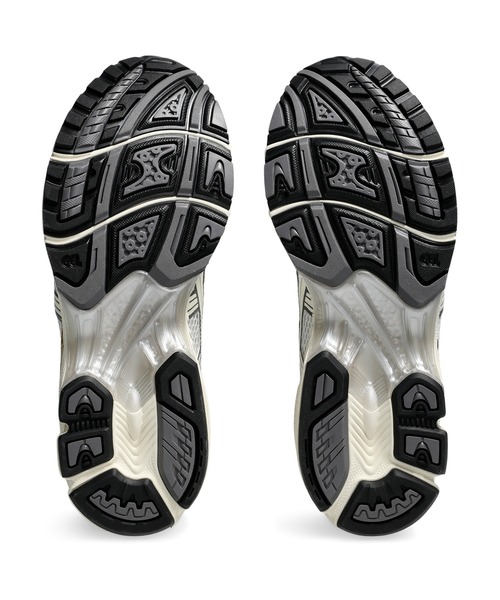 ASICS（アシックス） ローカットスニーカー 23.5 ホワイト×シルバー