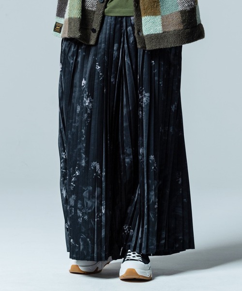 glamb パンツ Evening Flower Pleats Pants / イブニング