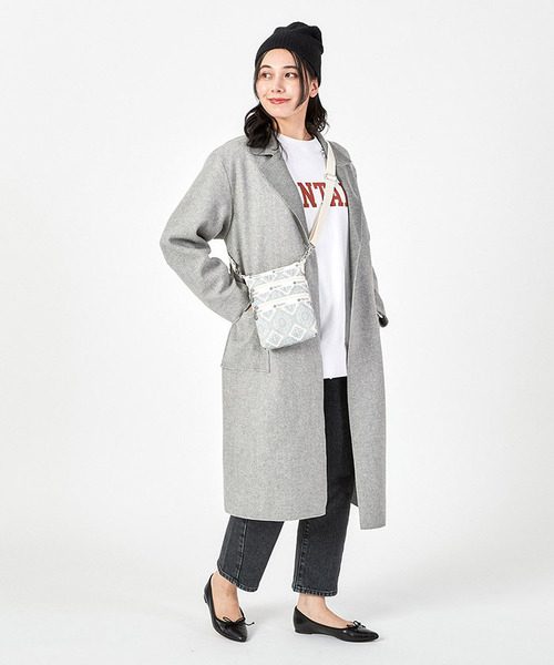 ■LeSportsac■3 ZIP CROSSBODY ダマスクペイズリー BUCKET TOTEダマスクペイズリー（トートバッグ）｜LeSportsac