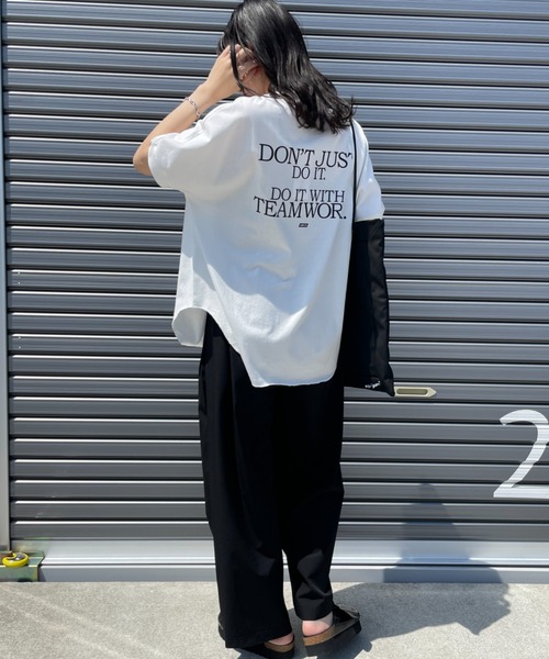 AMERICANA×JEANSFACTORYワイドショートバックプリントTシャツ AMERICANA×JEANSFACTORYワイドショートバックプリントTシャツ