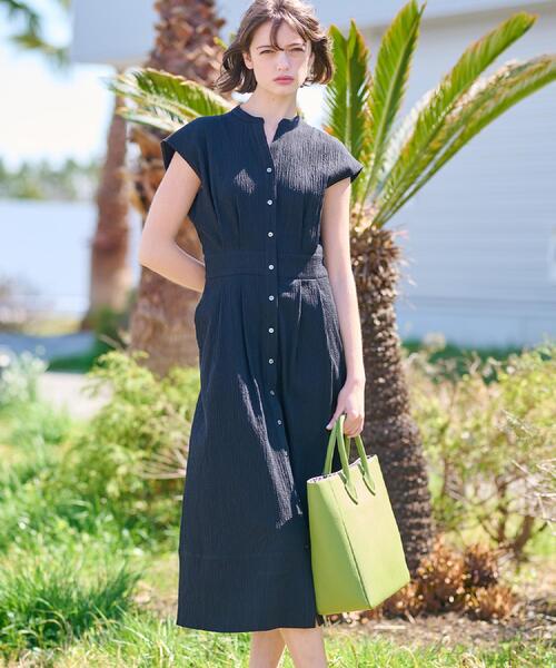 黒いゴルフワンピース ウエストゴム付き DRESSTERIOR（ドレステリア） ワンピース 「ポケットあり/後ろウエスト