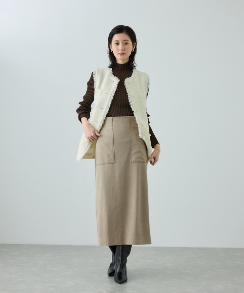 PRADA ベージュ タイトスカート (ラナバージンウール使用)ポケット付き ROPE'（ロペ） スカート 「美人スカート」スエードポケット付きタイト