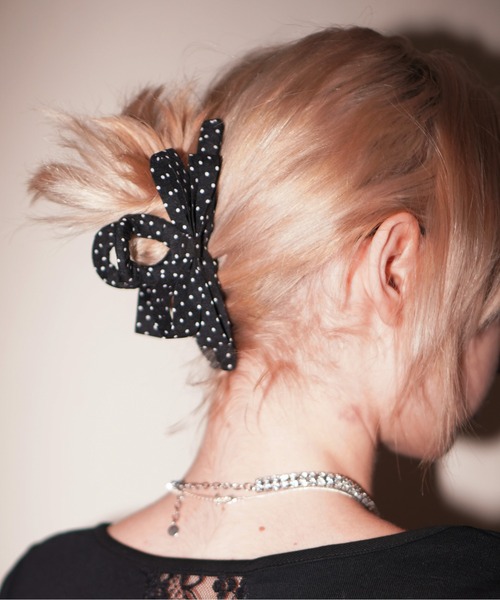 TOGA PULLA（トーガ プルラ） ヘアクリップ 【TOGA PULLA(トーガプルラ