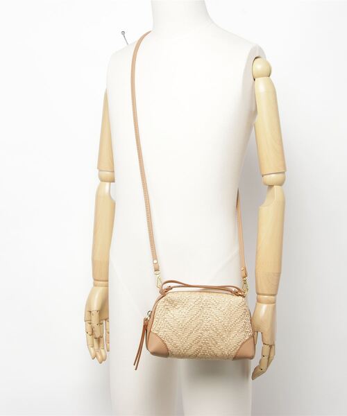「GIANNI CHIARINI」 ショルダーバッグ FREE ナチュラル レディースの画像