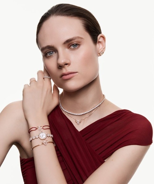 SWAROVSKI（スワロフスキー） ピアス 「公式」「スワロフスキー