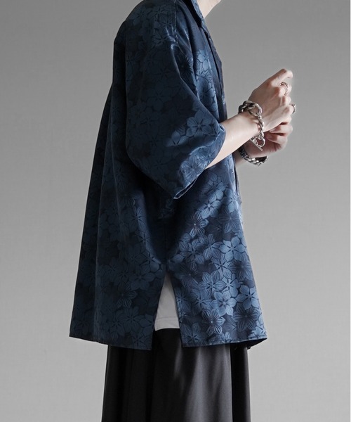 「KUUUPY」 半袖シャツ MEDIUM ブルー メンズ_画像3