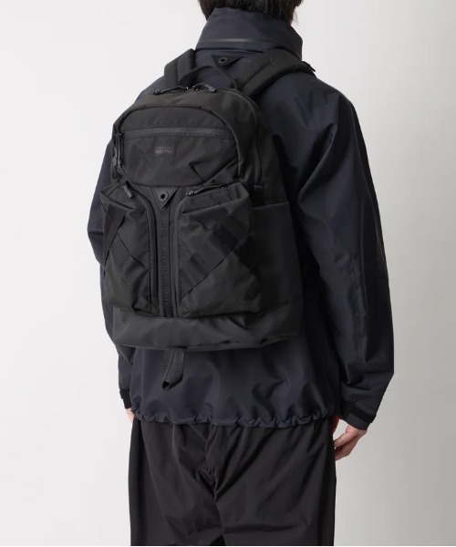WHITE MOUNTAINEERING（ホワイトマウンテニアリング） デイバック