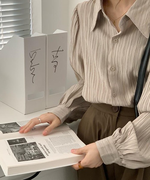 ブラウス シャツ プリーツ バンドカラー シンプル 韓国 b4889 ブラウス シャツ 「春の韓国大人っぽガールに」クレーププリーツ
