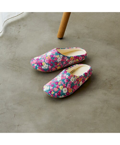 LAURA ASHLEY（ローラアシュレイ） スリッパ アンクロフトディッツィー