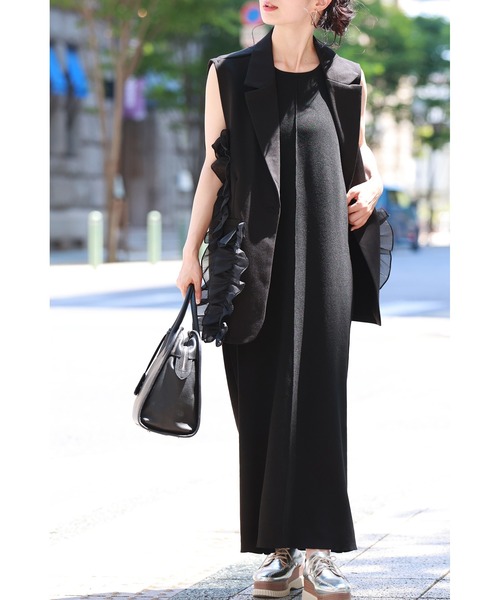 ワンピース カワイイの個性服を魅せる シンプルワンピース