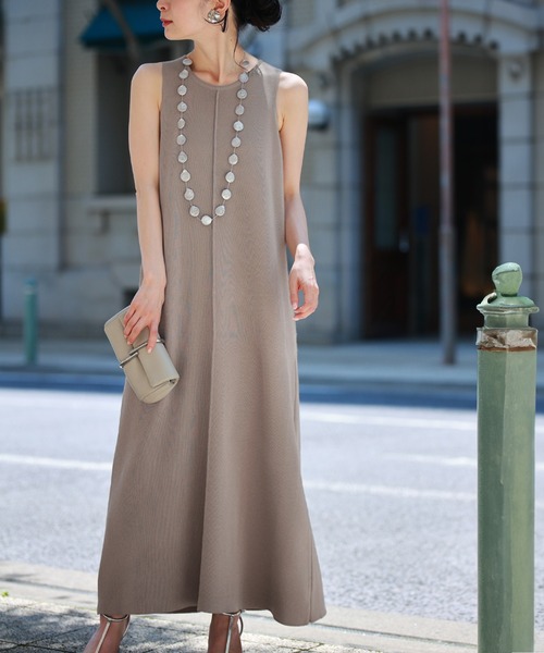 ワンピース カワイイの個性服を魅せる シンプルワンピース_6