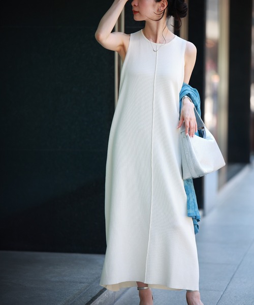 ワンピース カワイイの個性服を魅せる シンプルワンピース_1