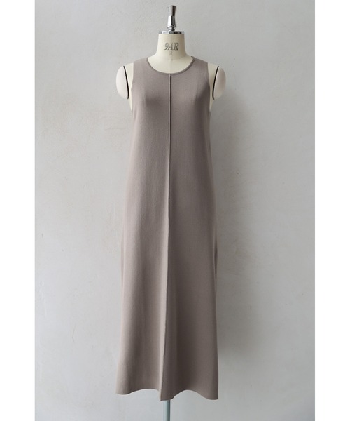 ワンピース カワイイの個性服を魅せる シンプルワンピース_22