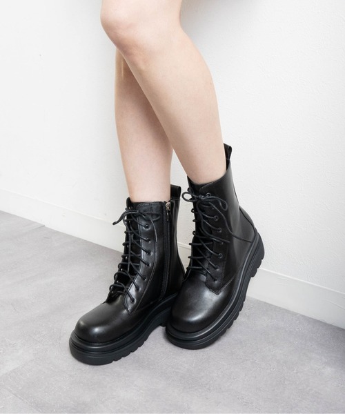 ロジェヴィヴィエ アンクルブーツ　ショート　レースアップ 37 1/2 三越伊勢丹 | Roger Vivier/ロジェ ヴィヴィエ通販 | ブーツ