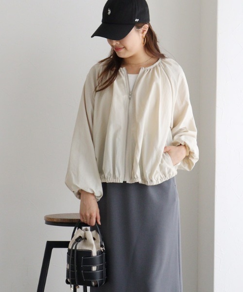 【新品】Newans♡ニュアンス フリルブルゾン 撥水加工付きレインコート0 OMNES（ファッション） ブルゾン アウター 撥水加工ナイロンノー