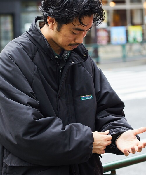 【ほぼ新品】FREAK'S STORE メンズ中綿ジャケット ブルゾン Lサイズ FREAK'S STORE（フリークスストア） ブルゾン LARGE オリーブ メンズ