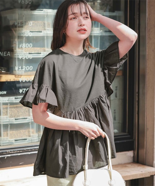 yori  ヘムサテンギャザーカットソー yori(ヨリ)の「ワイドヘムギャザーカットソー【2021SP】2月上旬入荷
