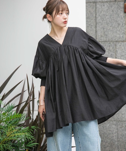 KBF（ケービーエフ） 半袖ワンピース ONE ベージュ レディース