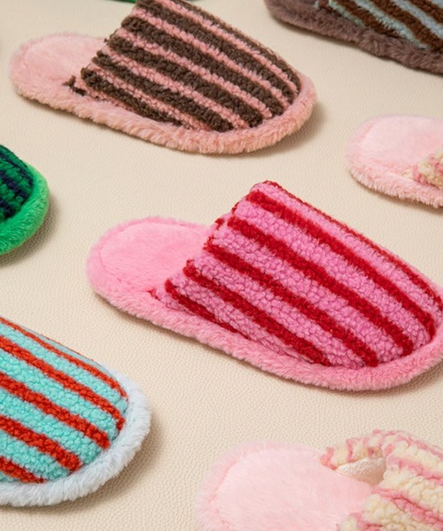 IRADOWL（アイラドール） スリッパ room」ストライプ柄ファースリッパ