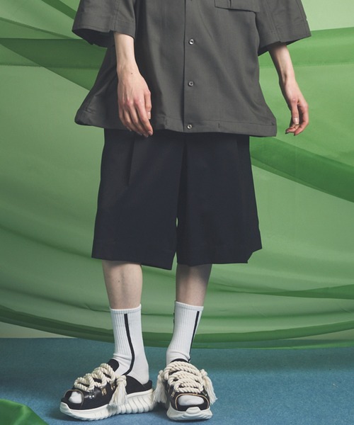 105250129