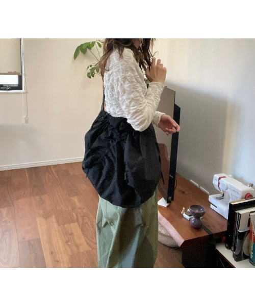 BLACK BY MOUSSY（ブラックバイマウジー） ショルダーバッグ FREE 