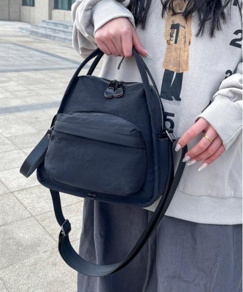 【未使用】ラシット リュック ショルダーバッグ 2way 軽量 ミニリュック center i ショルダーバッグ バッグ 軽量ナイロンミニリュック 2WAY斜め