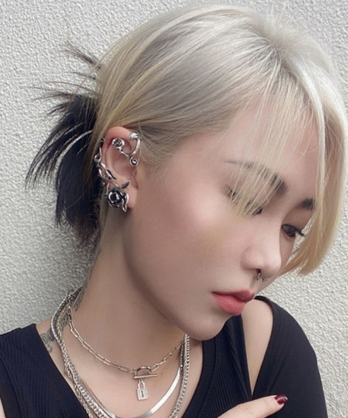 AMBUSH バラデザイン　ピアス ASYMMETRIC ZIP TIE EARRINGS（ピアス（両耳用））｜AMBUSH