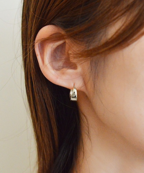 styiro ピアス シルバー925金属アレルギー対応 扇型メタルフープ