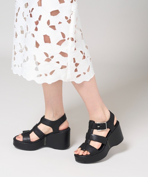 Clarks サンダル Manon Cove / マノンコーブ（ブラックレザー