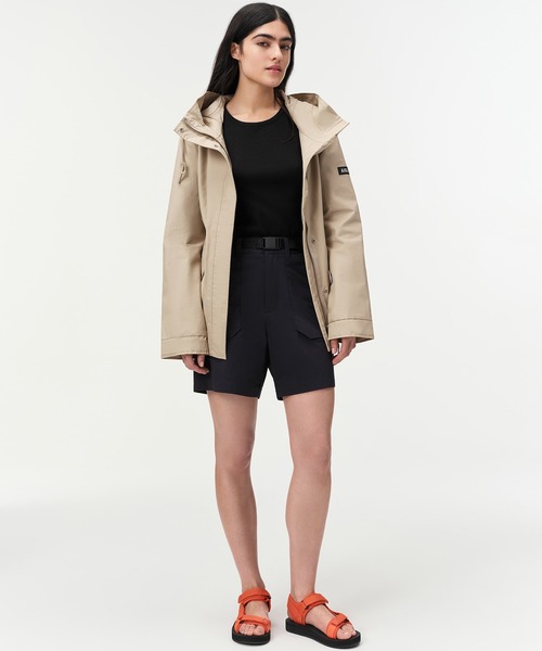 AIGLE エーグル　パーカー　レディース38M ベージュ　ジャンパー AIGLE マウンテンパーカー ウインドブレーカー 透湿防水