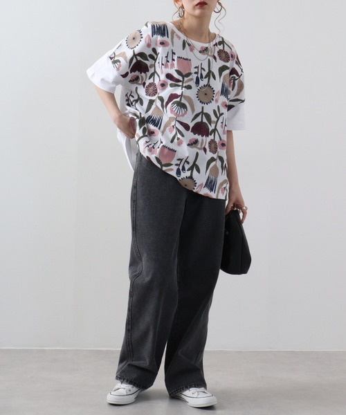 tシャツ EMAGO 北欧花刺繍Tシャツ レディース EMAGO 北欧花刺繍Tシャツ（Tシャツ/カットソー）｜Emago（イマゴ